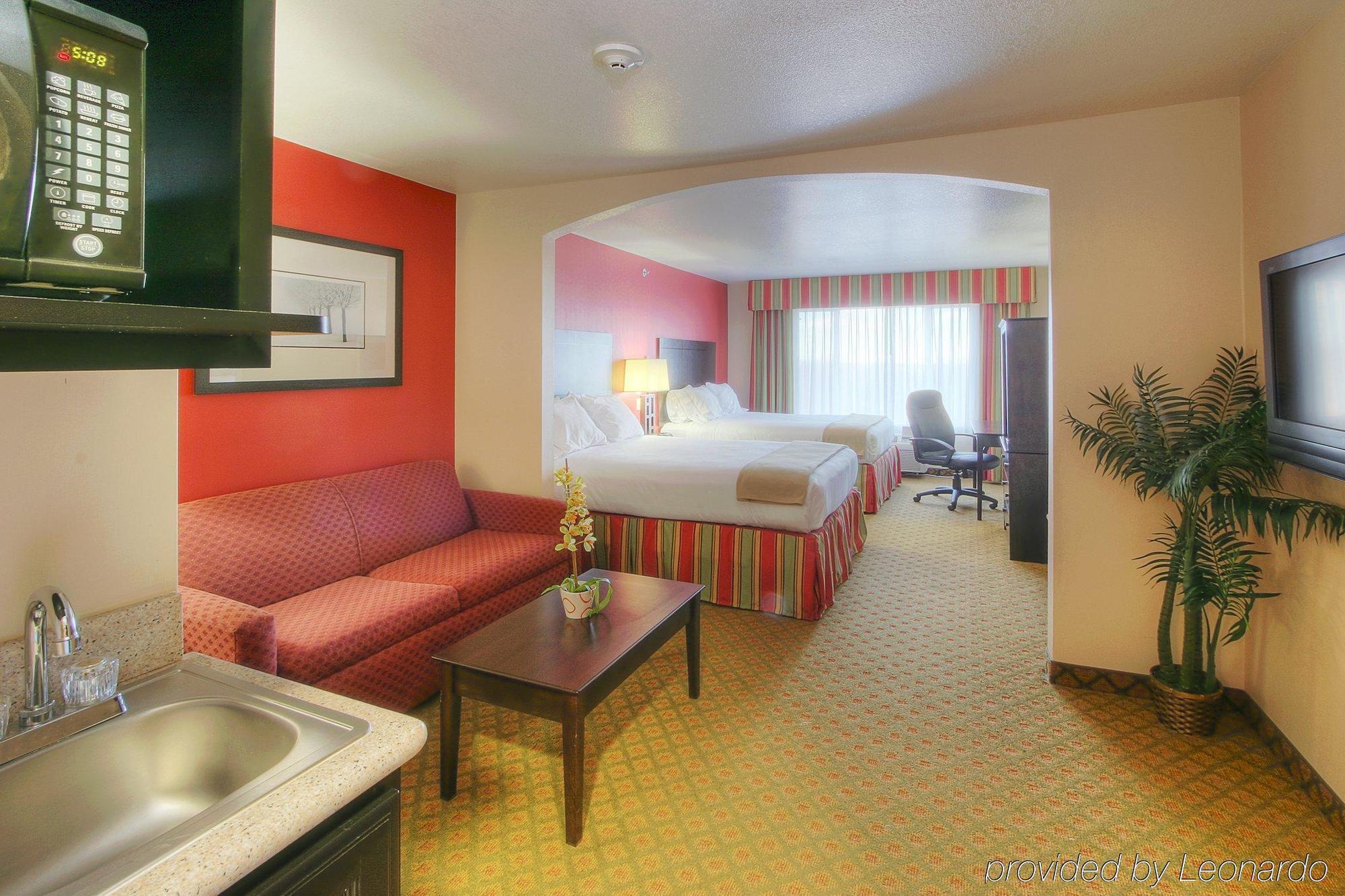 Holiday Inn Express And Suites - Tucumcari, An Ihg Hotel Zimmer foto